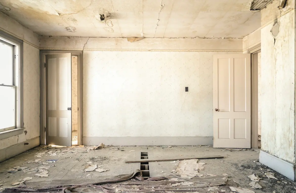 Waste disposal crew managing a cleanout project in Lake Montezuma